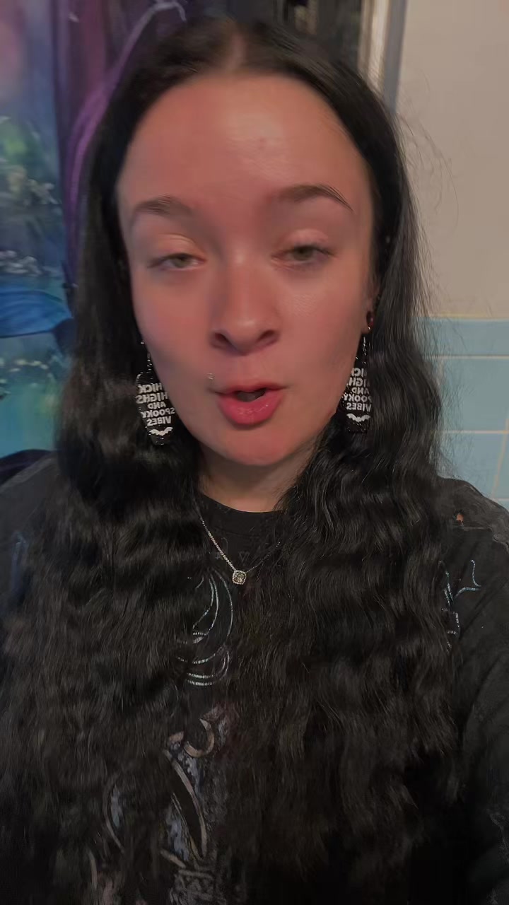 @Kara Nicole🖤🕸️