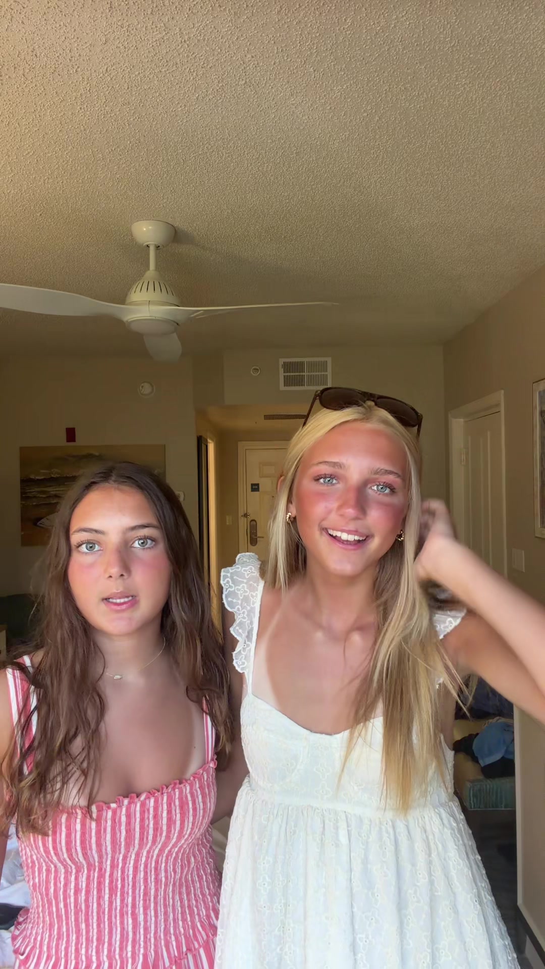 @evie.burrow