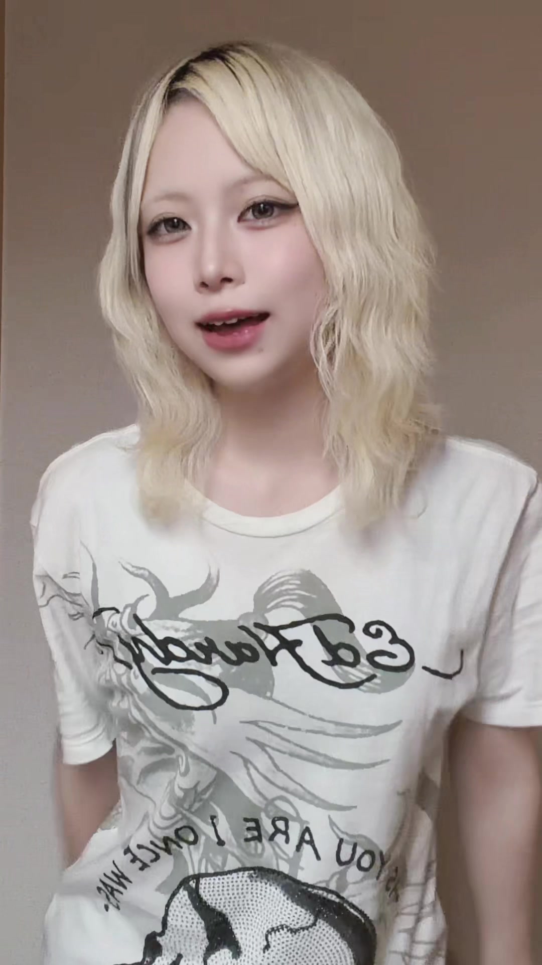 @ウル☦︎︎