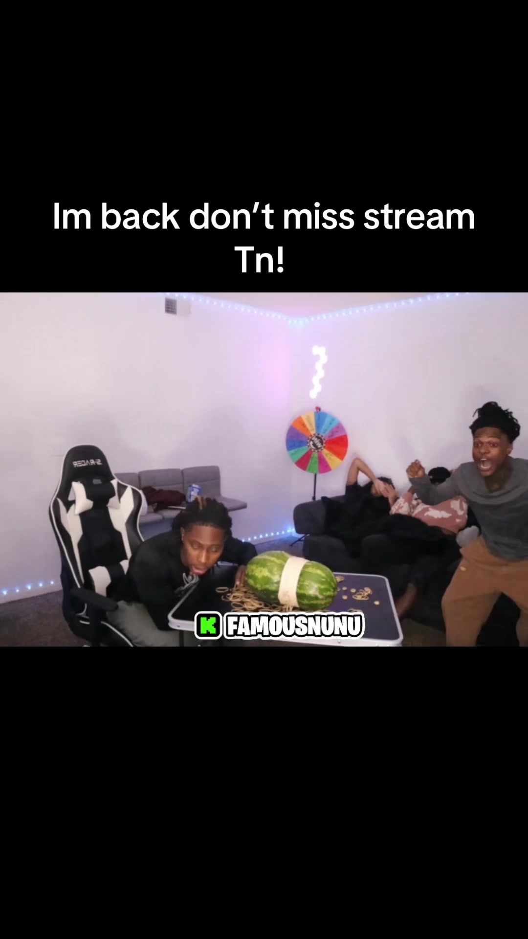 @🦹🏽