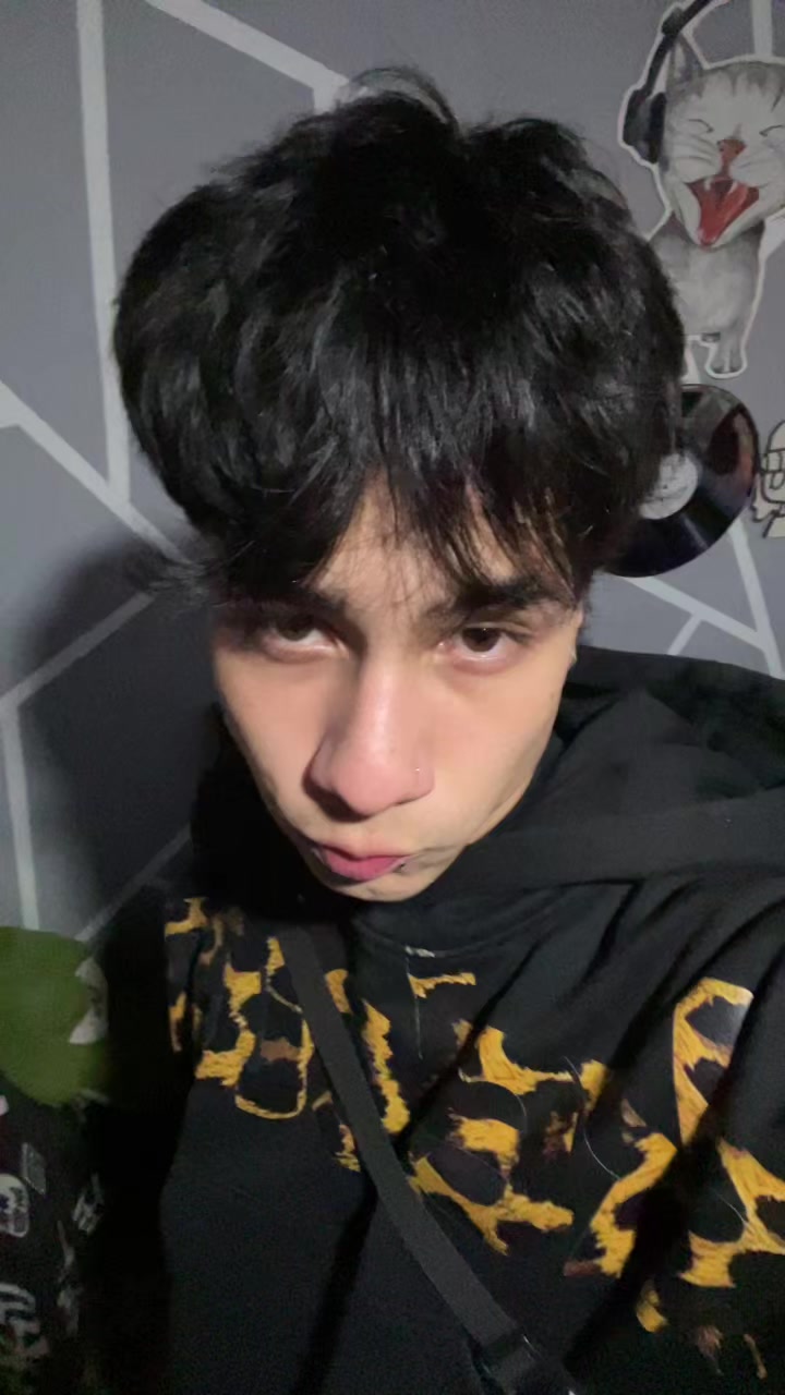 @Andresito🧃