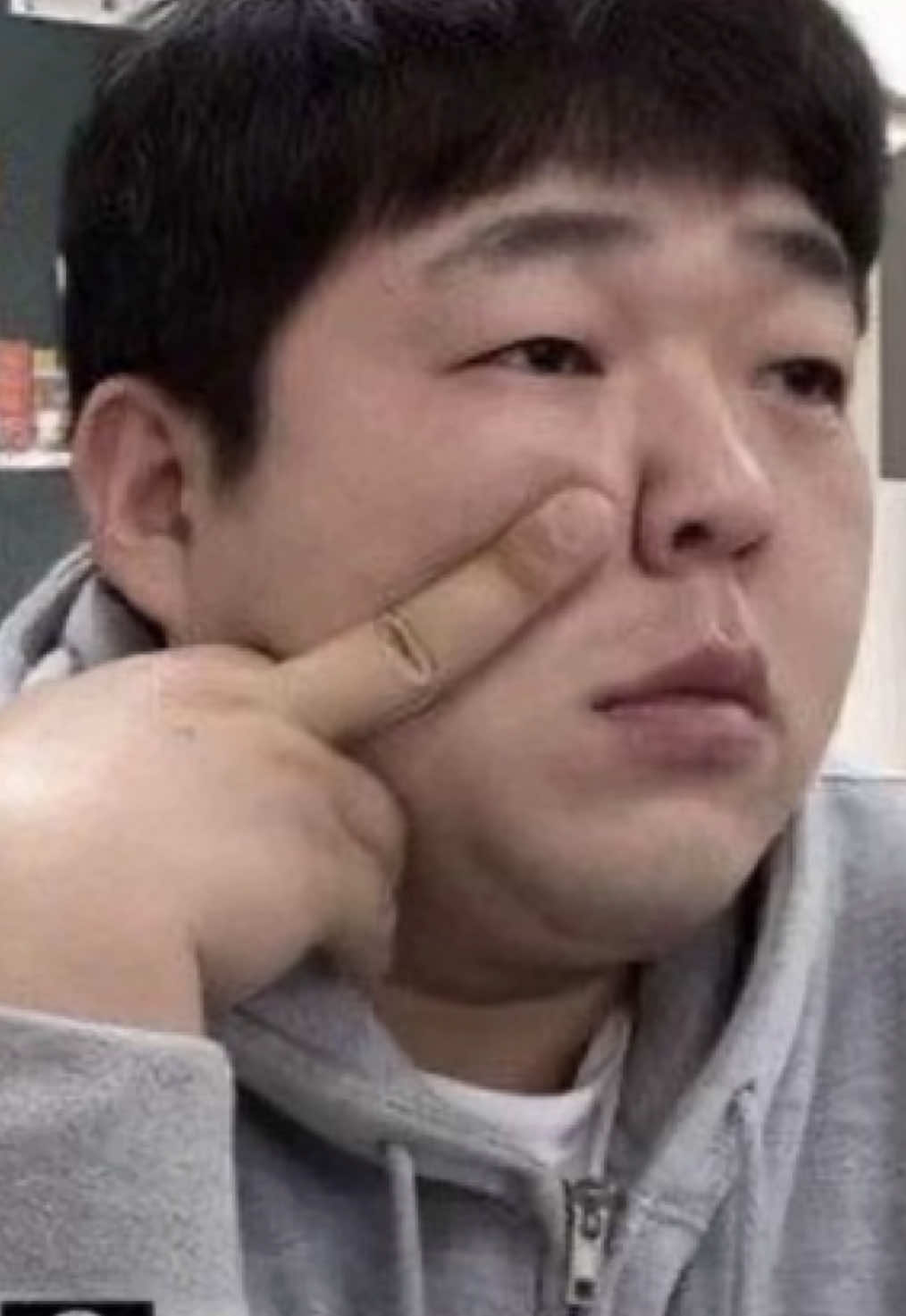 @vicky