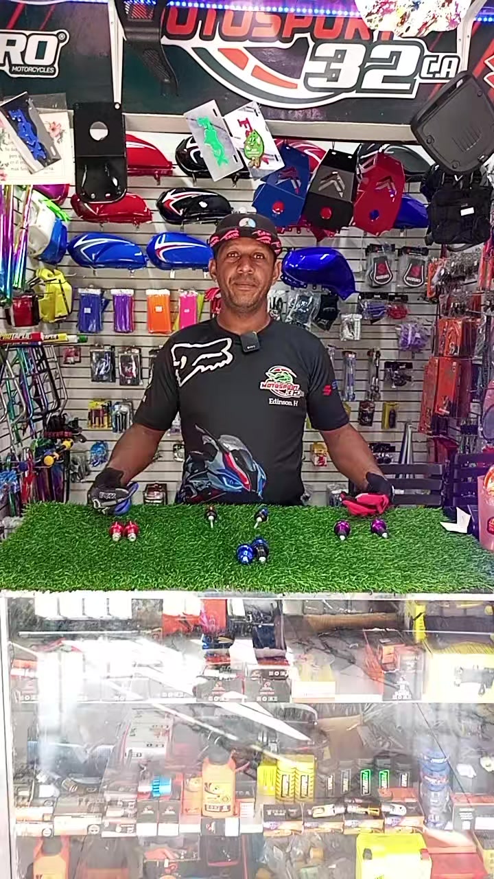 @Inversiones moto sport 32
