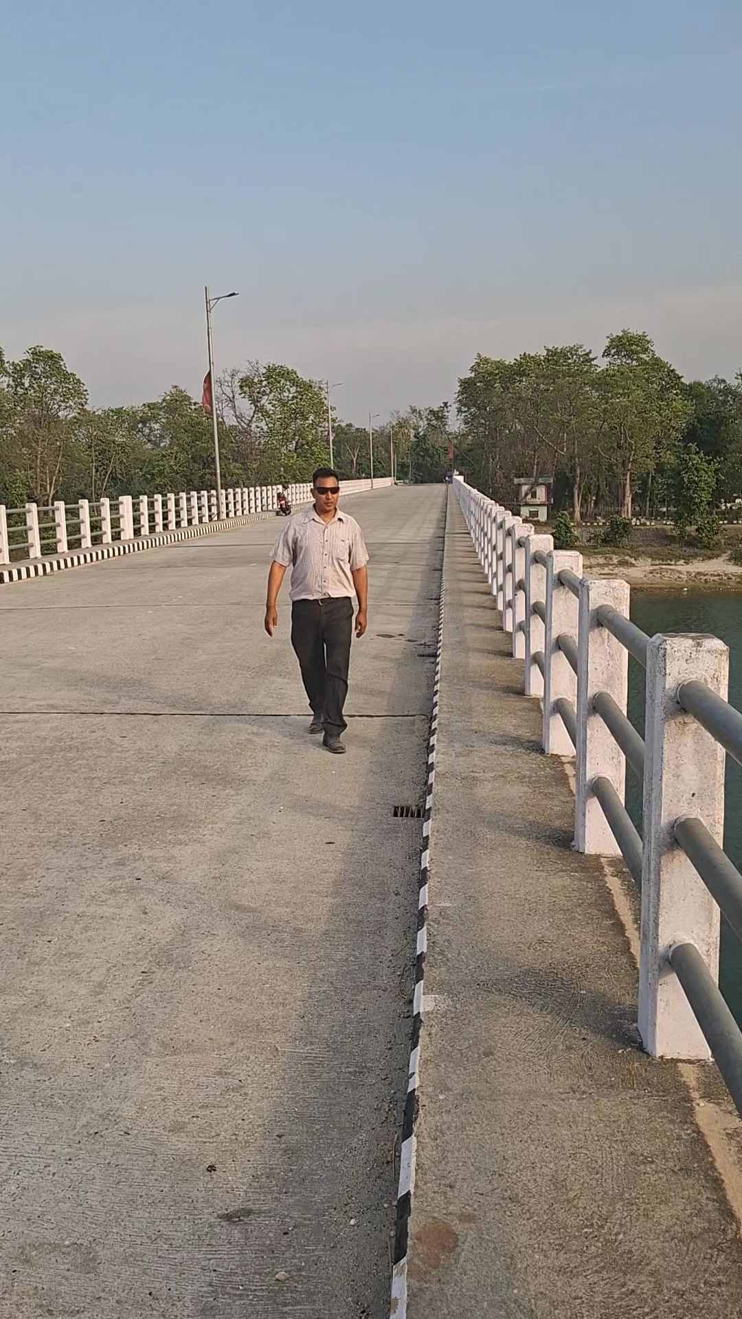 @Tr. Ramesh Chaisir