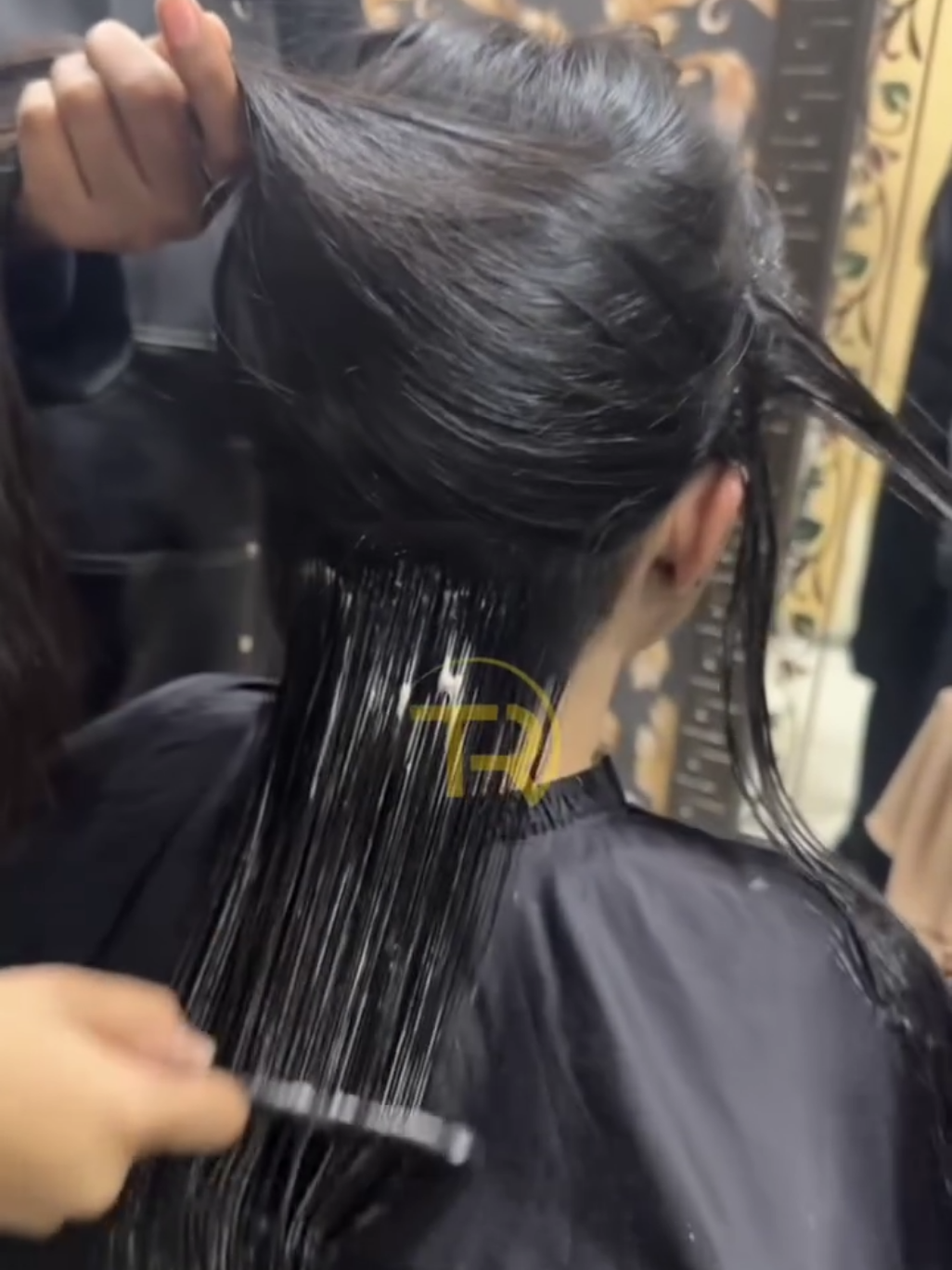 @TR Signature Salon