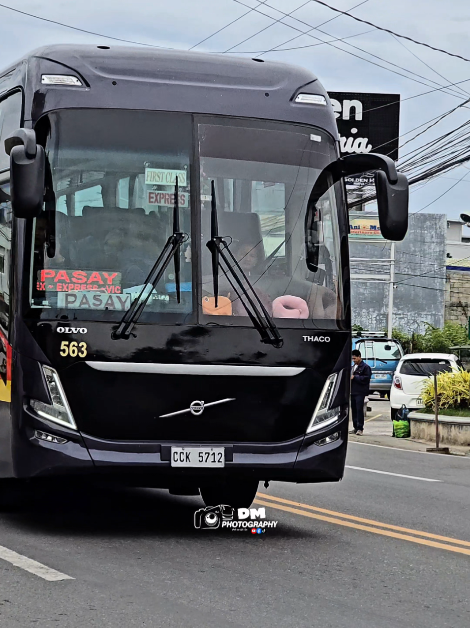 @DM Photography (DM_BusGeek)