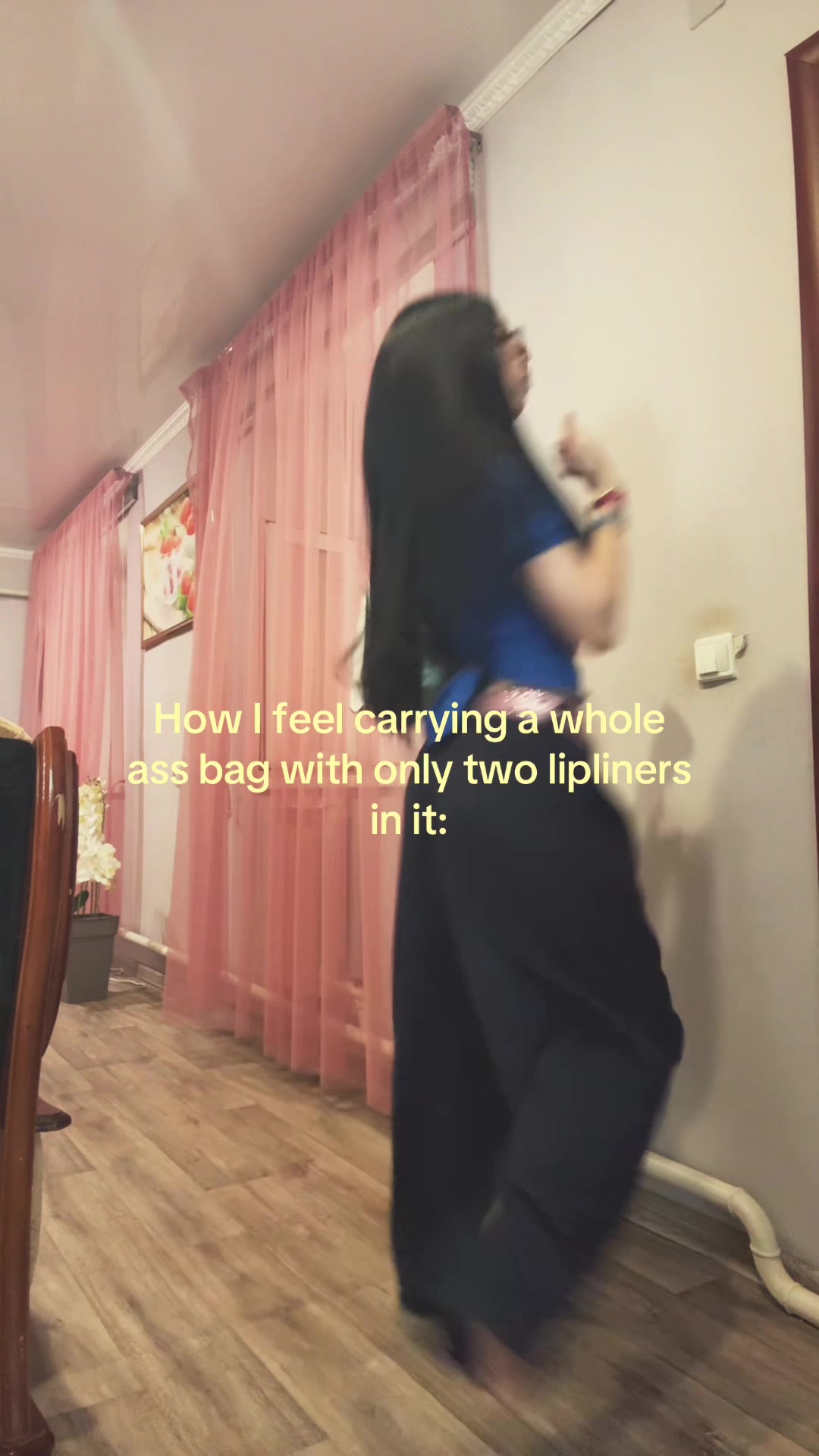 @illegallanatrix