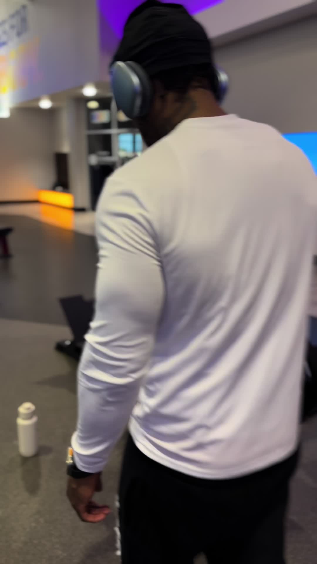 @LuhMik3.