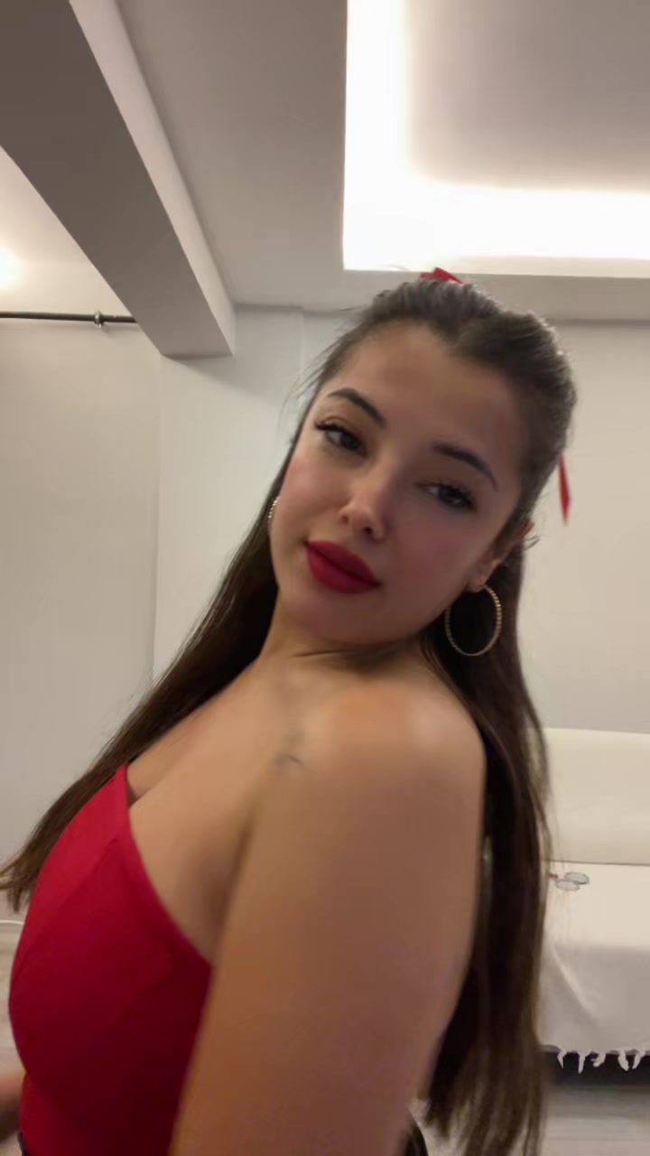 @Dilara 🦋