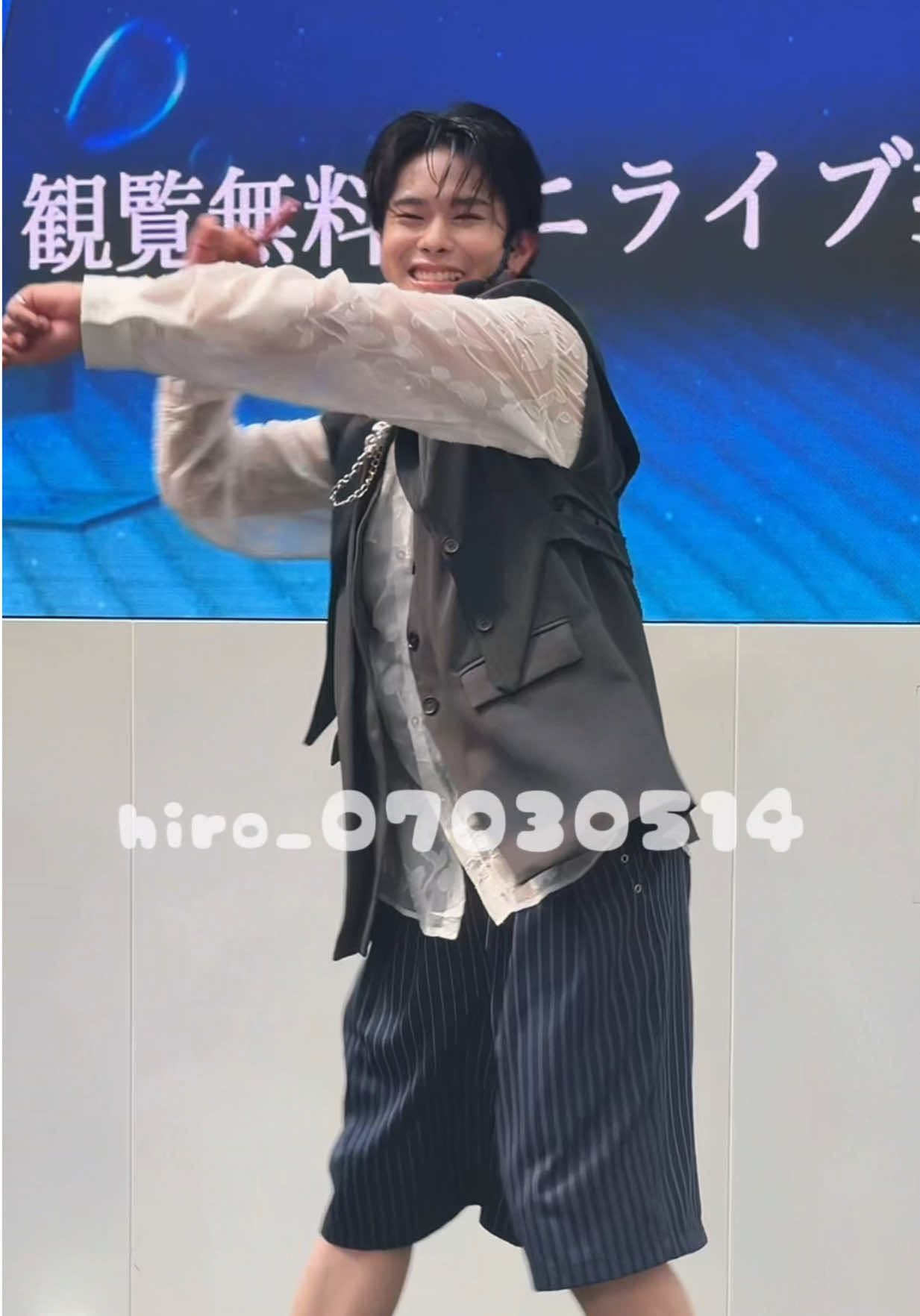 @ひろ