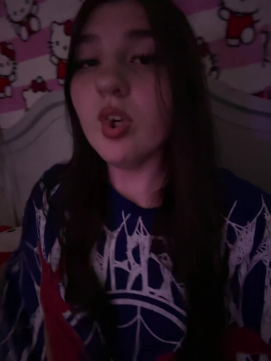 @🖤