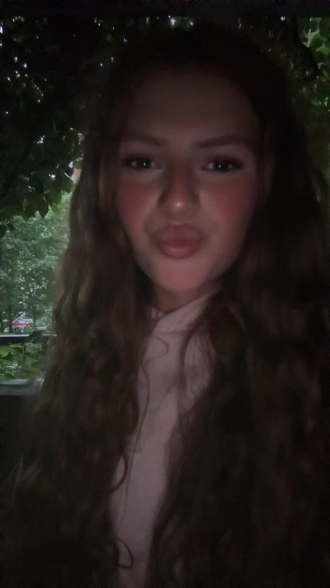 @llis.aaa