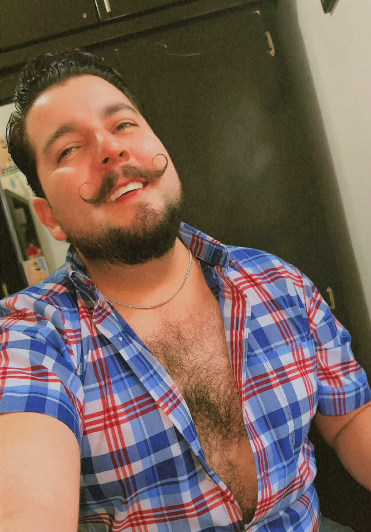@elbigotoso
