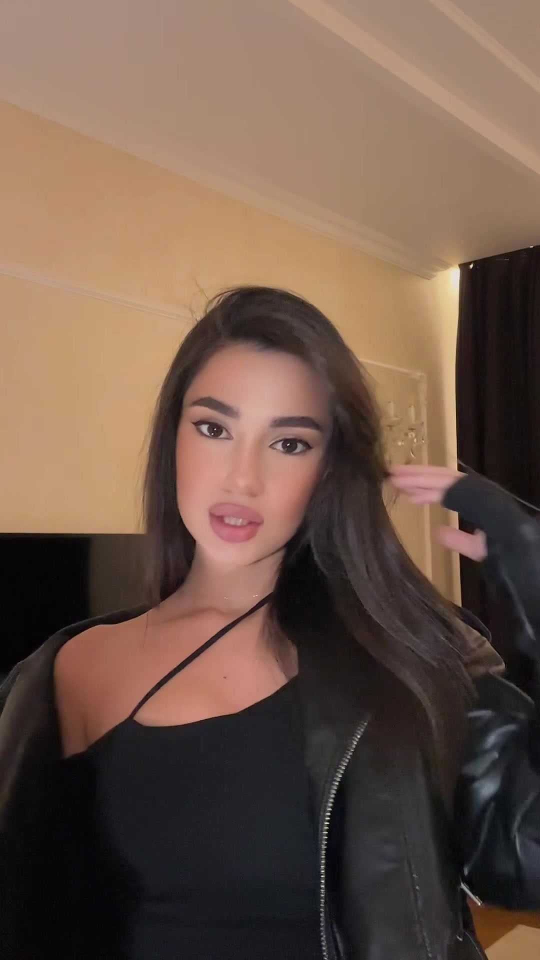 @aytesha