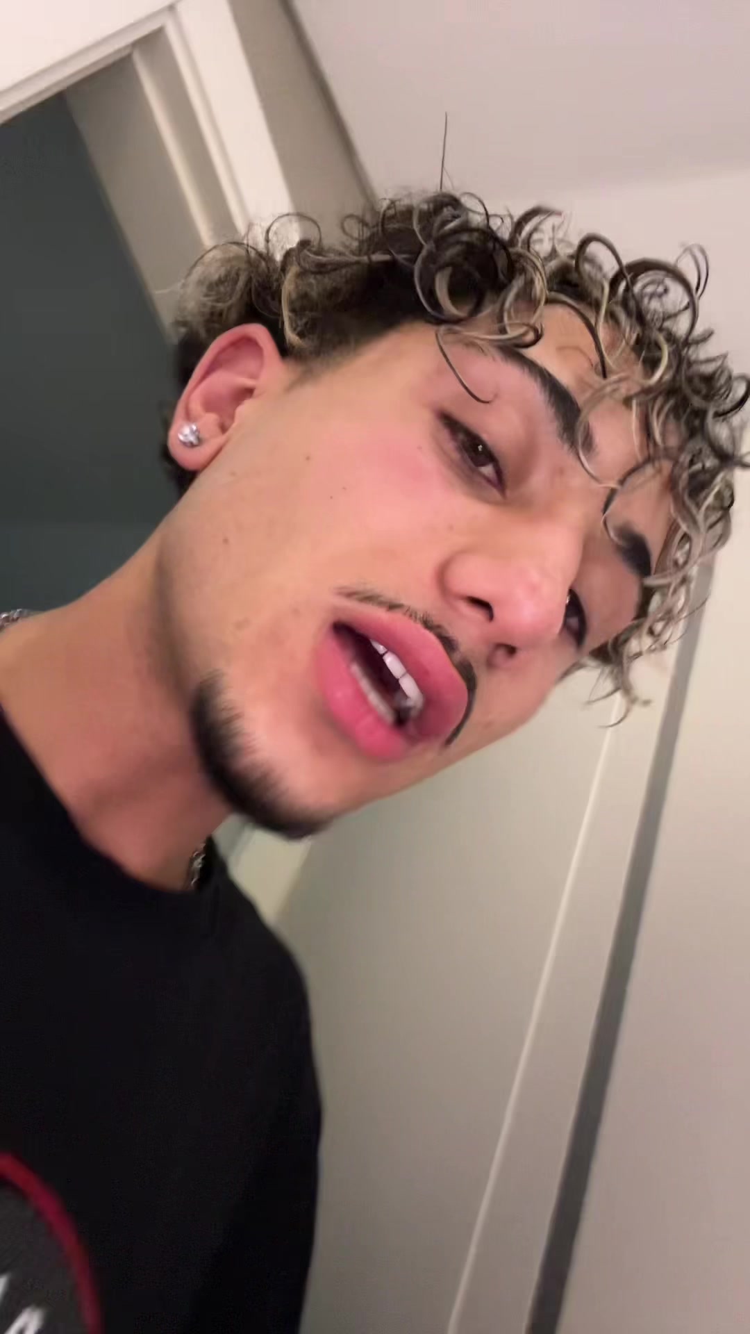 @Sanchez