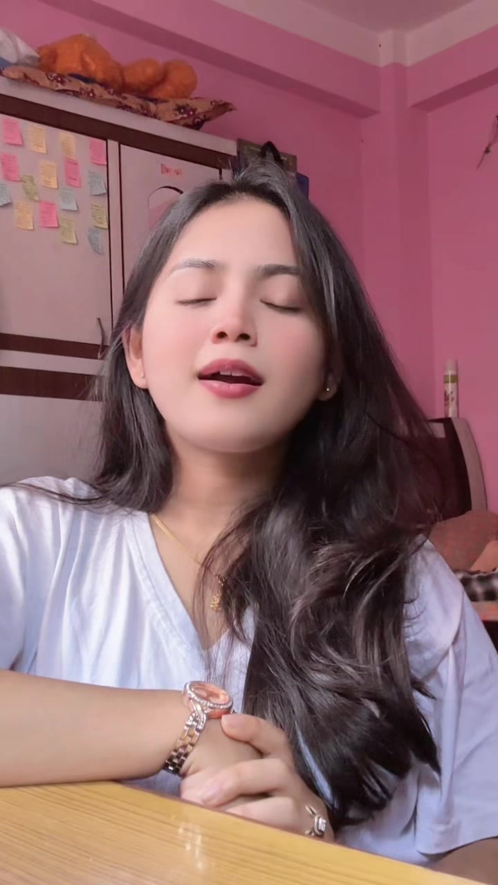 @विविसा पन्त💫
