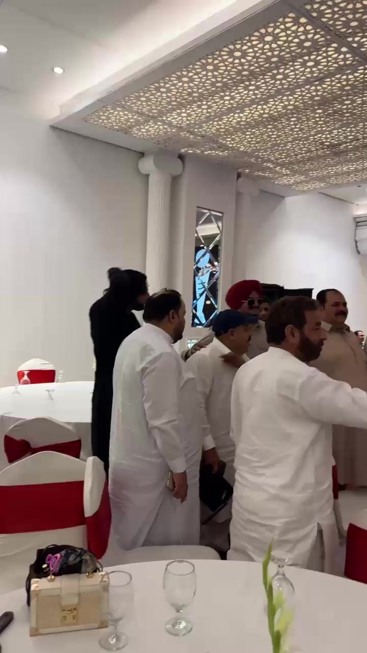 @محمد آصف صراف