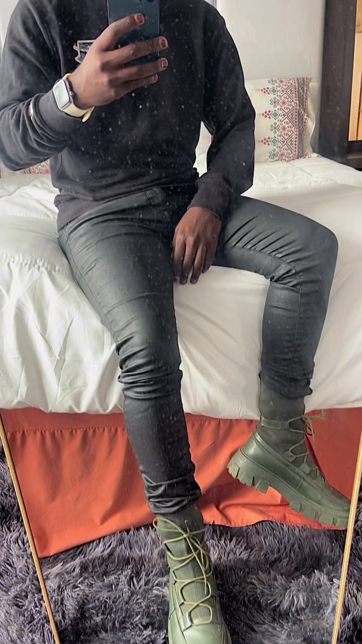@Thapelo_Ntloane66