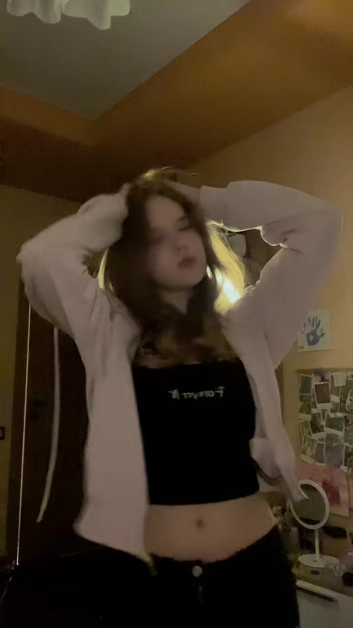 @Ariella