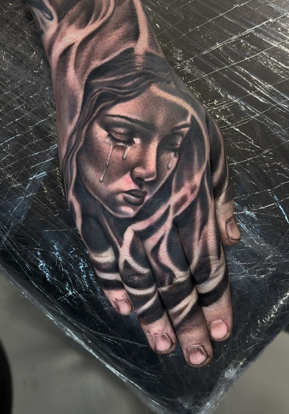 @Cam tattooist