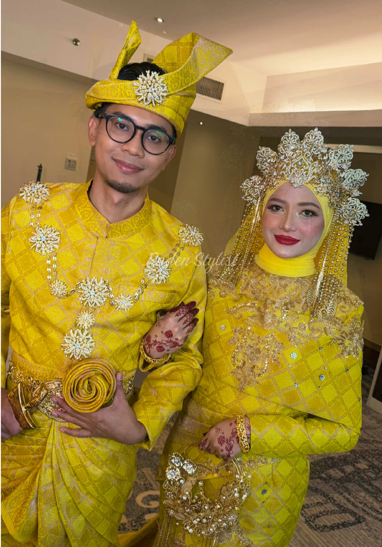 @Raden_GroomStylist