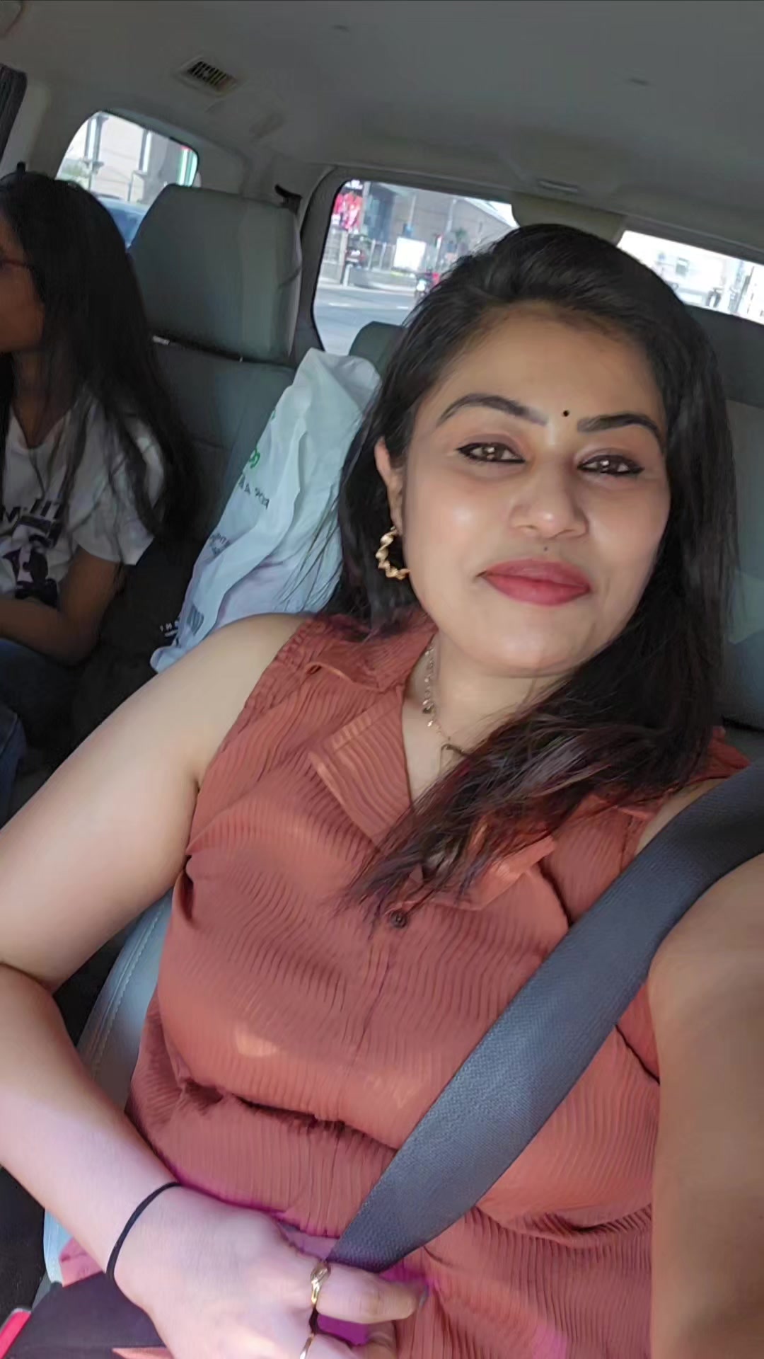 @Nithyapradeep1