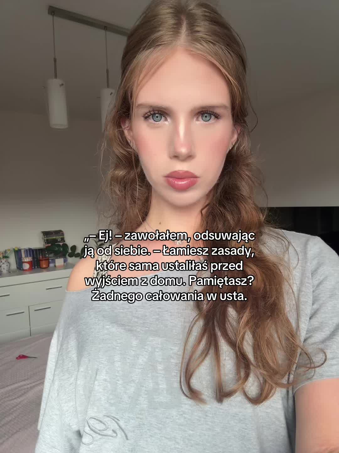 @veronica || booktok