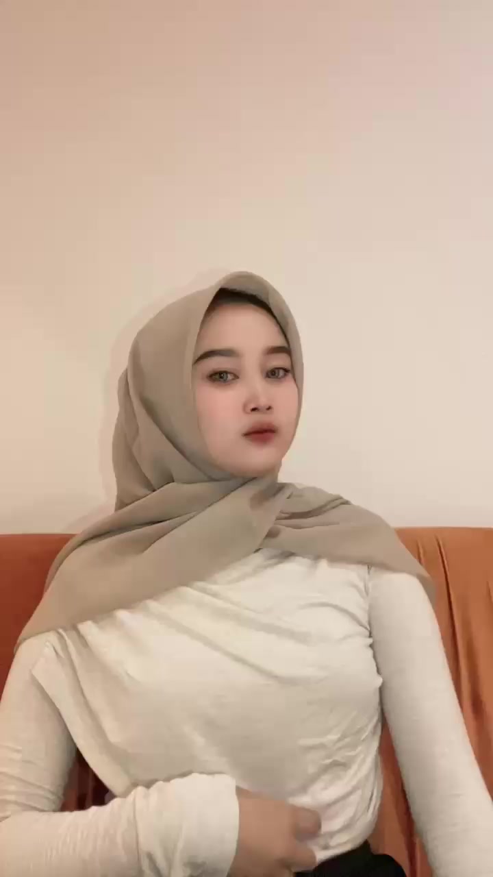 @Hii_ghita