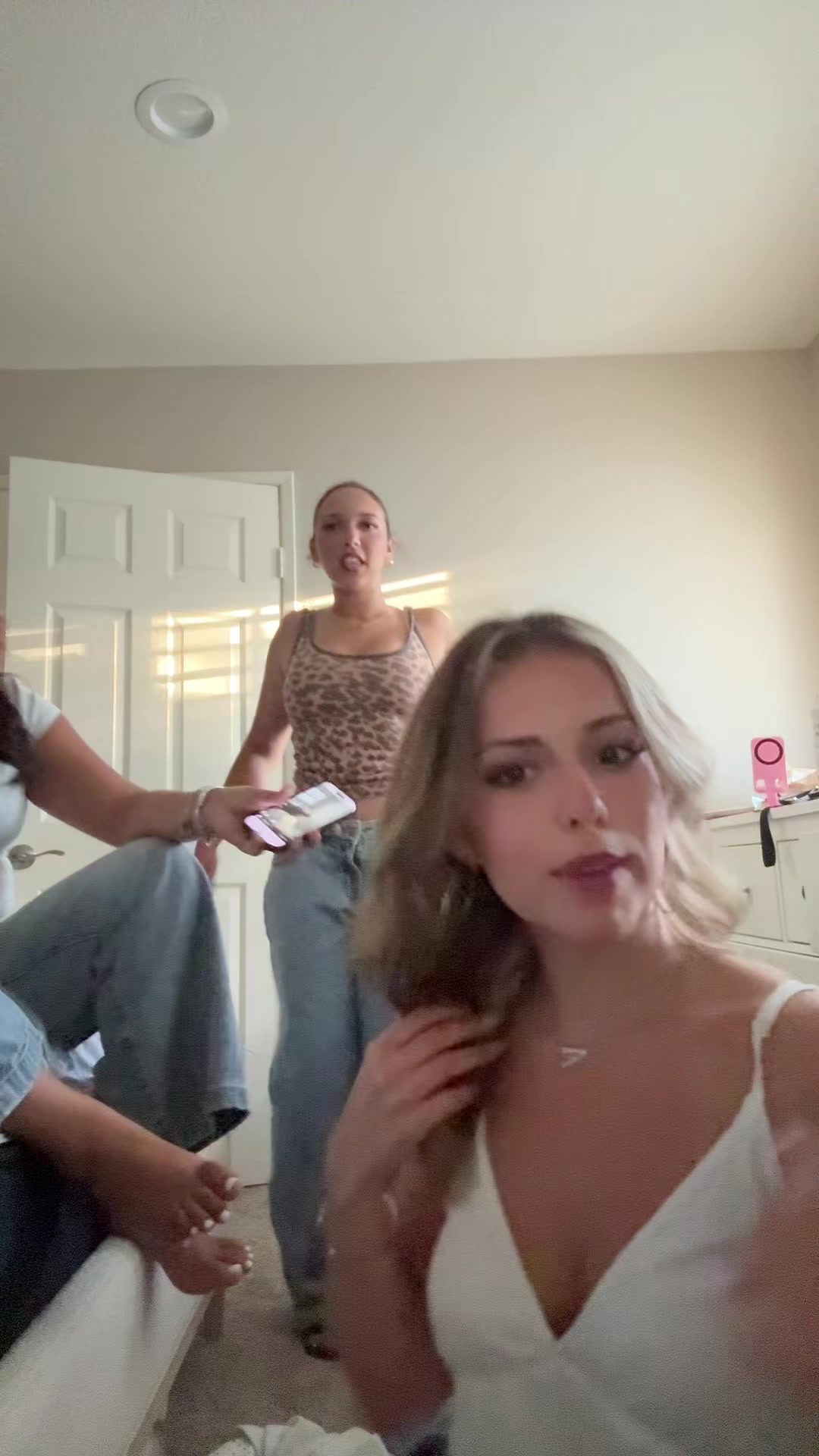 @notameliapesirii