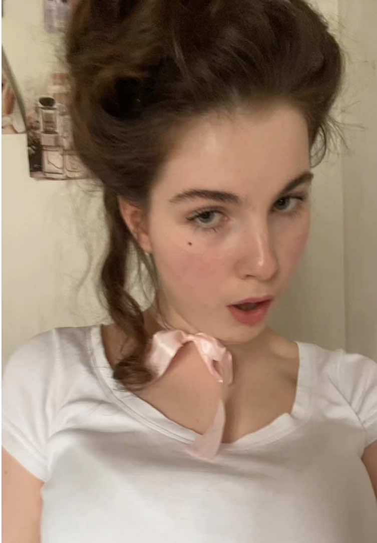 @дар&rsquo;я антуанэтавна