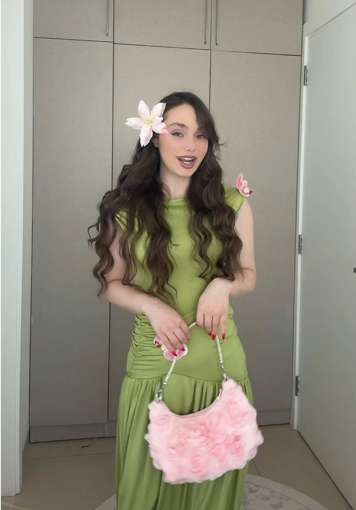 @ฦee ๐