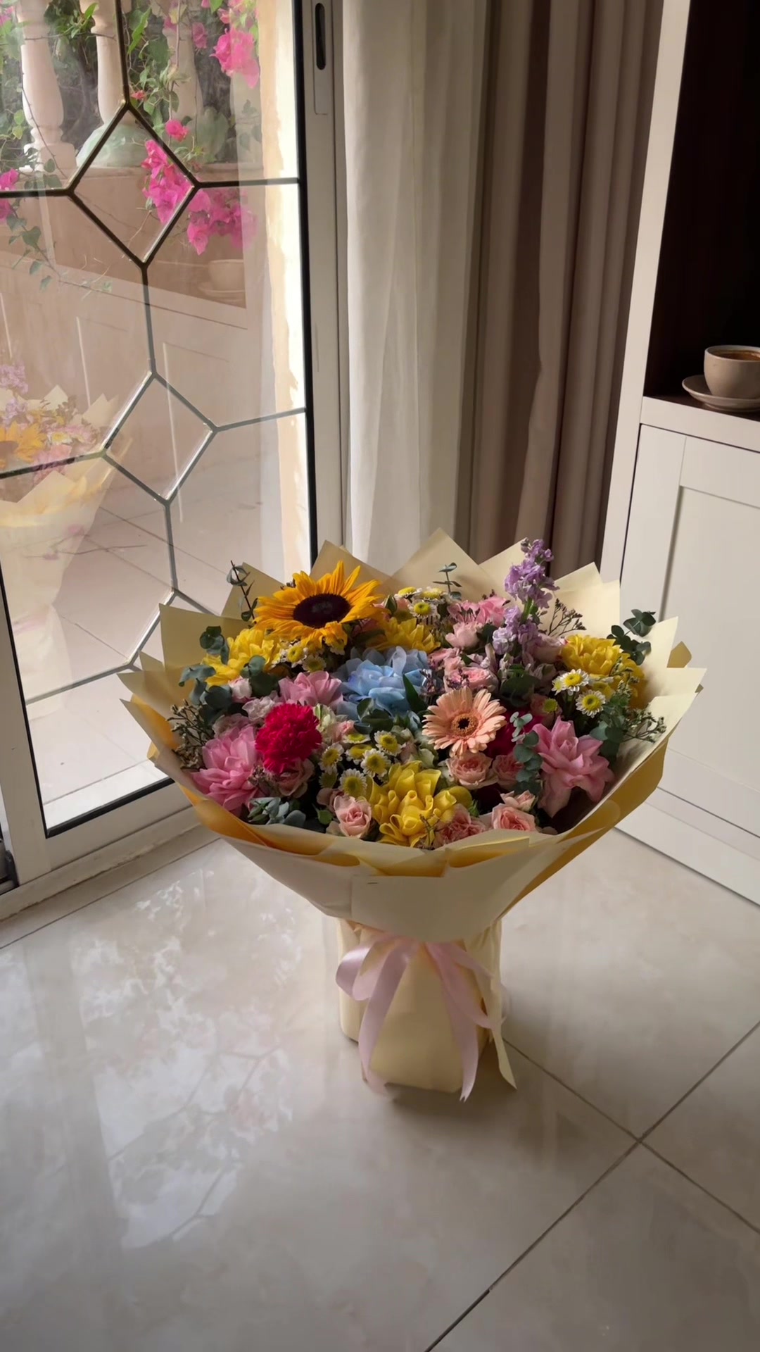 @LYORA FLOWERS | ليورا
