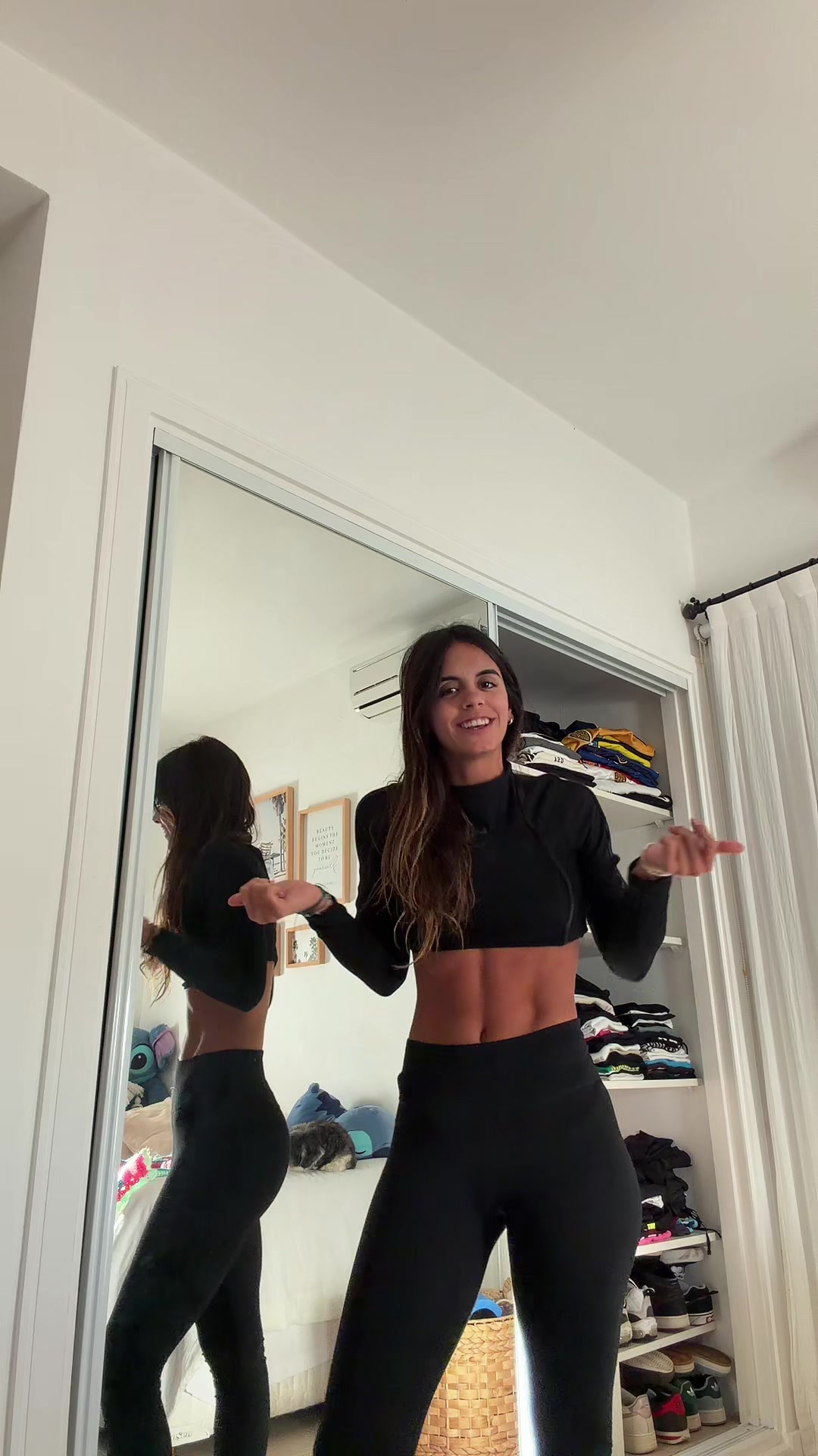 @sofibarata