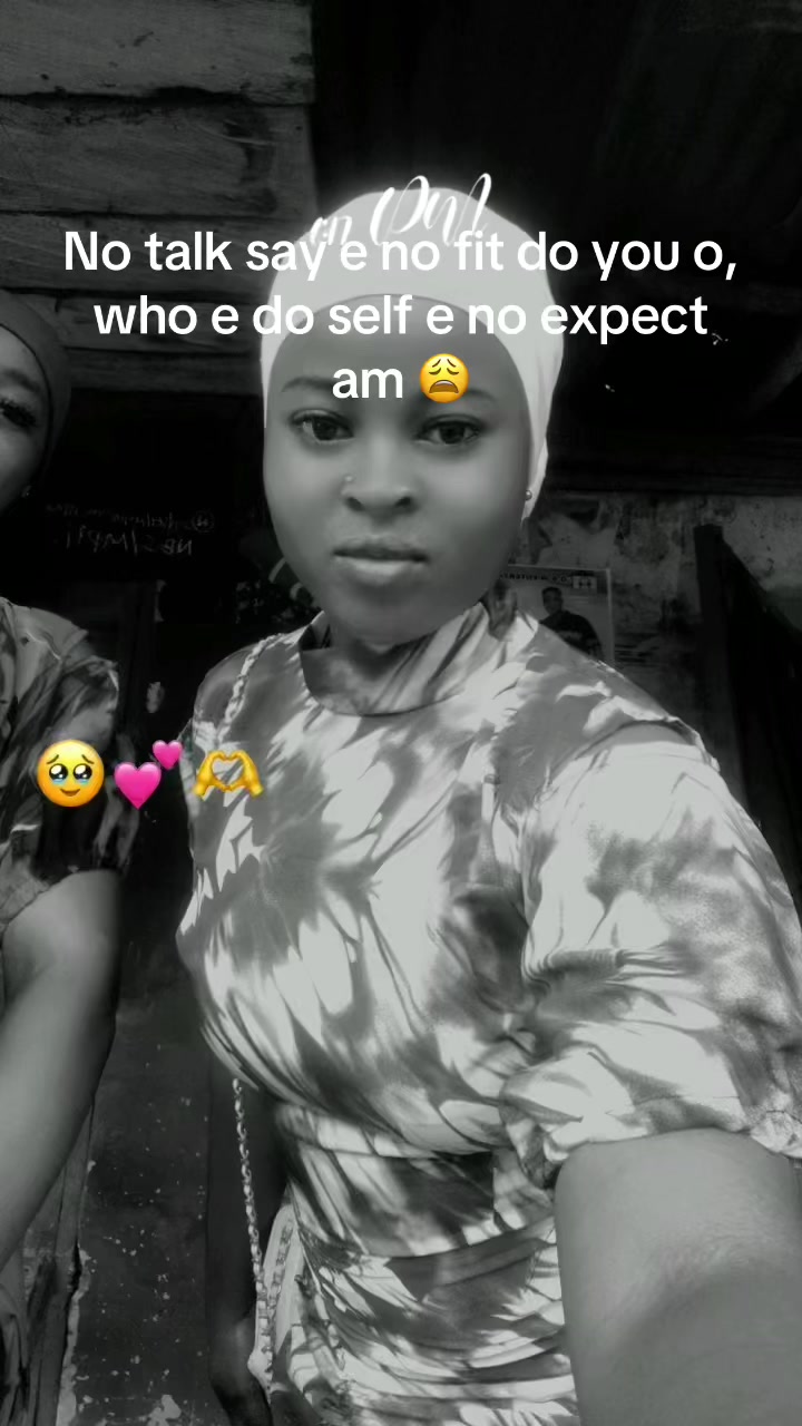 @AMEENAT❤️💋