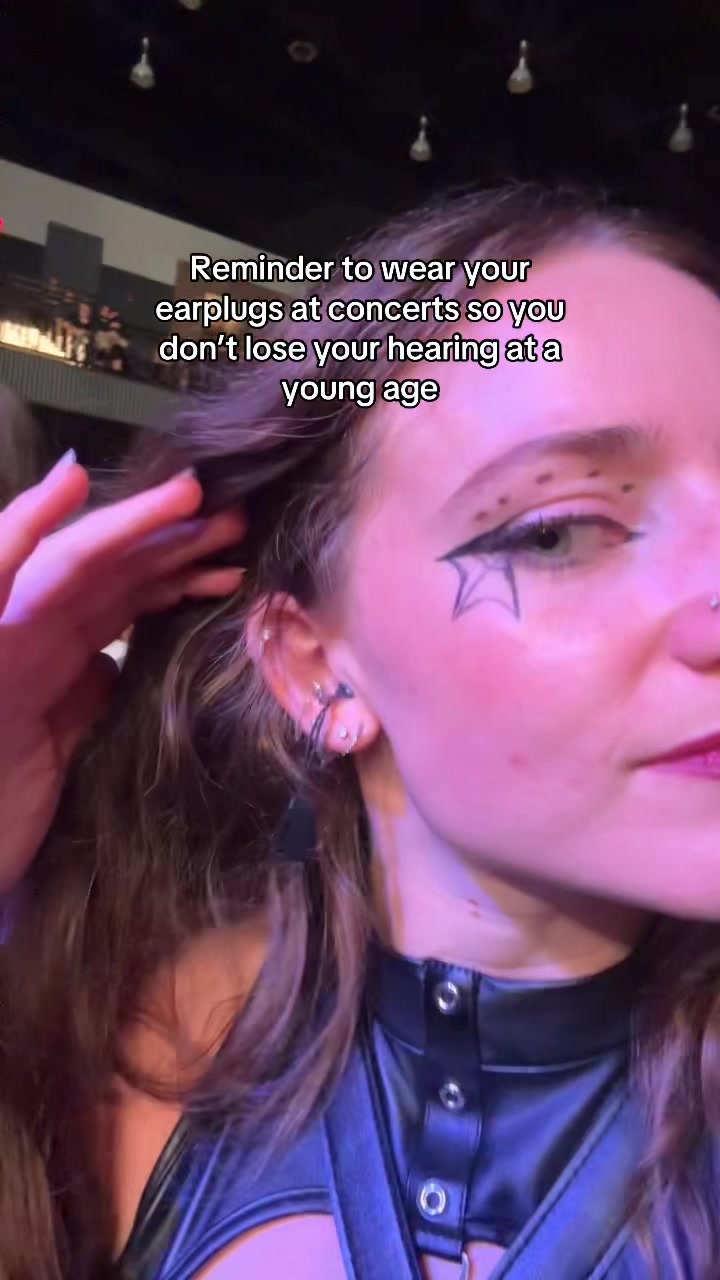 @angelwithsilverfangs
