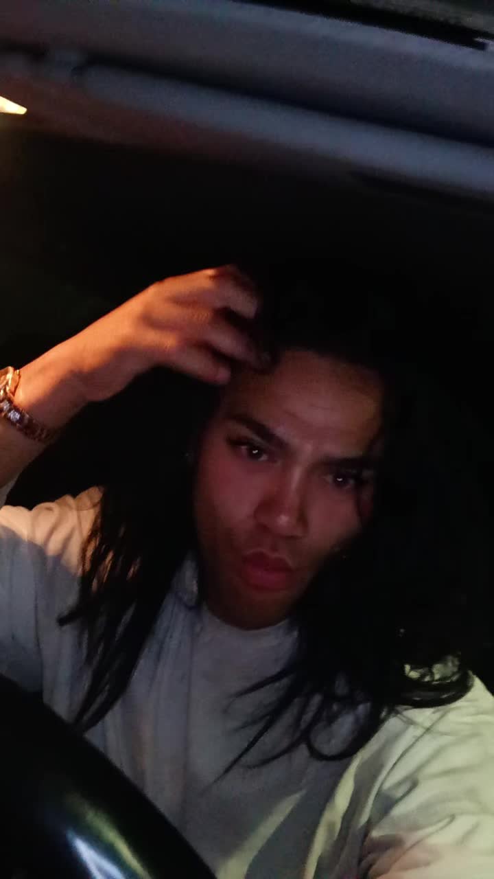 @Eahbitch