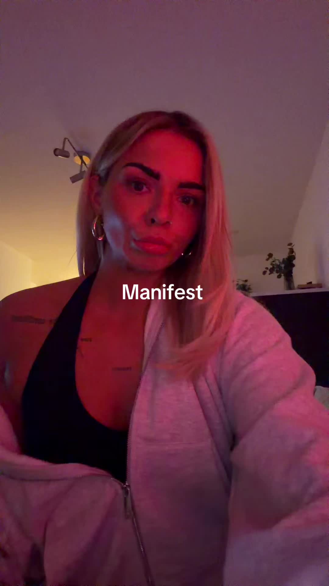 @Lisa Marie🍒