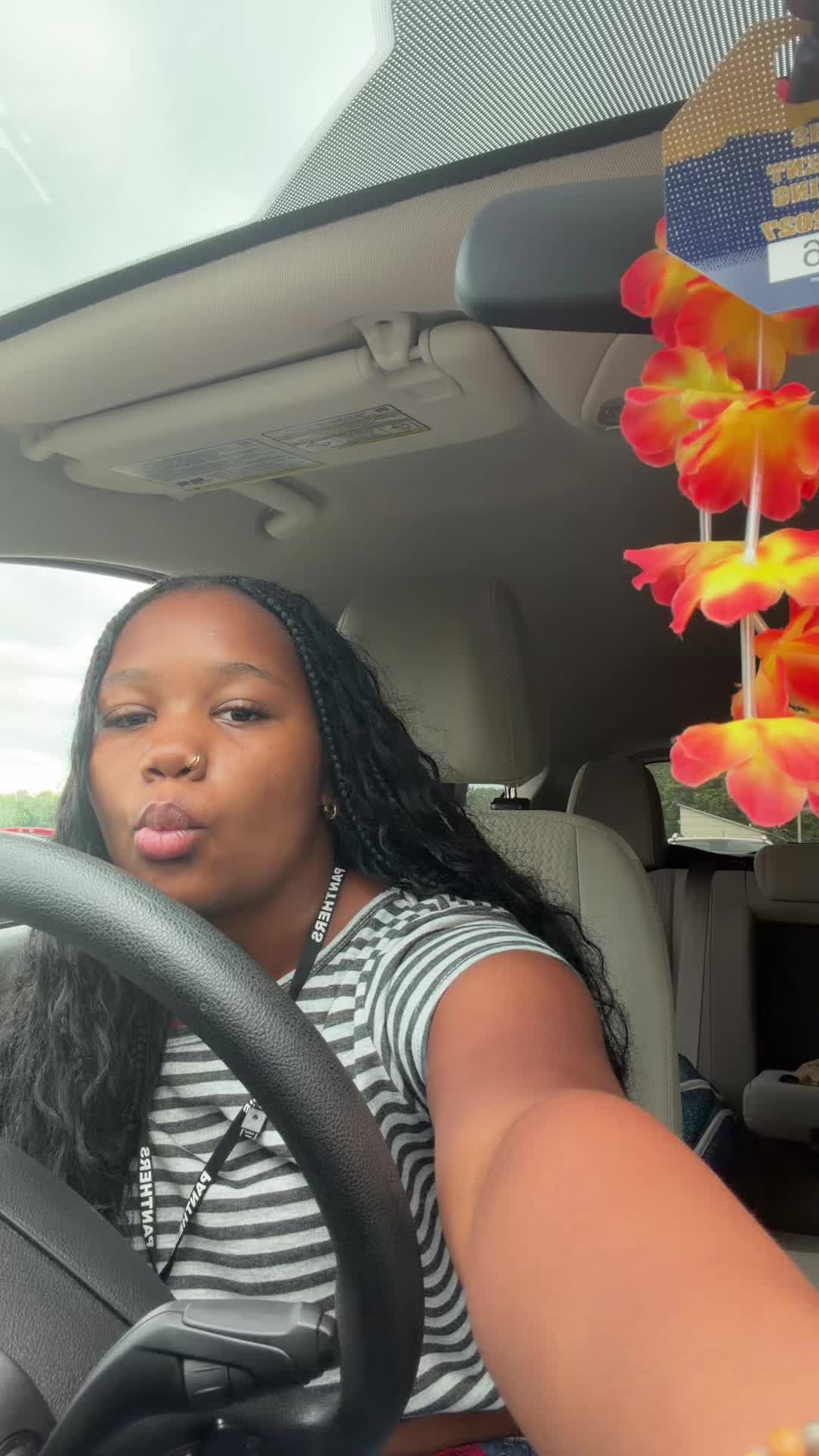 @sydneeecheleurmom