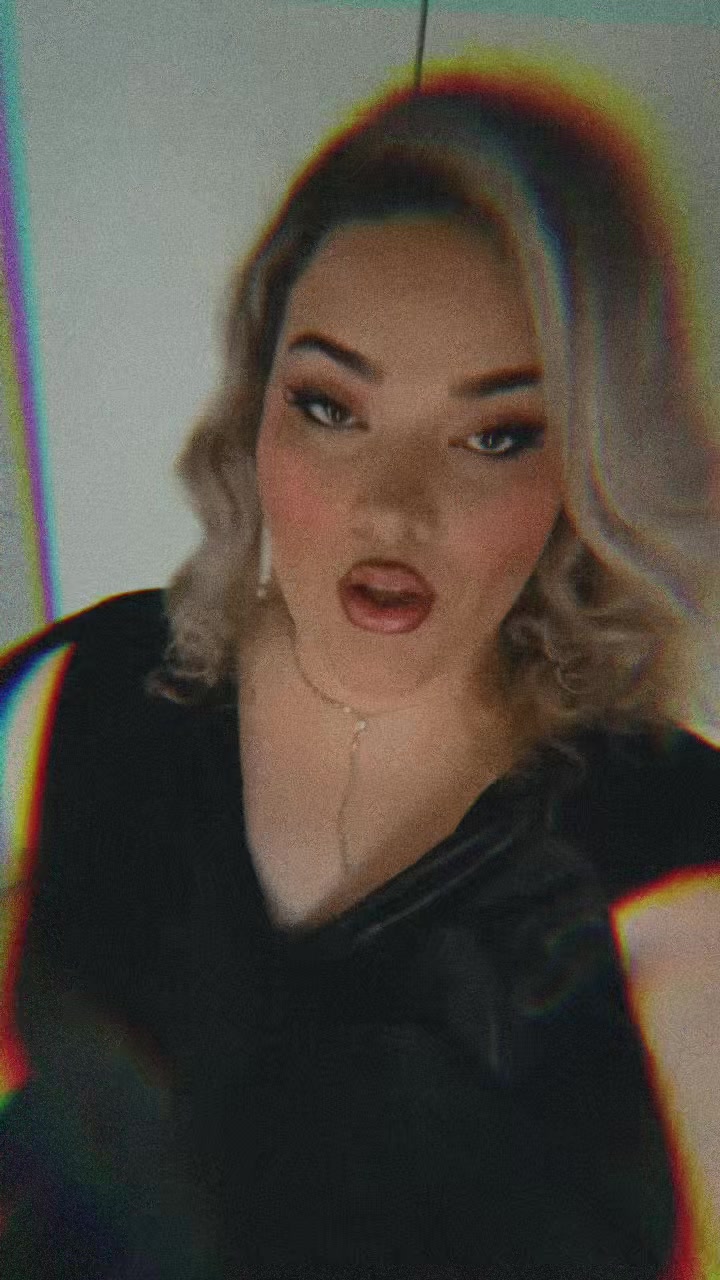 @B🌟