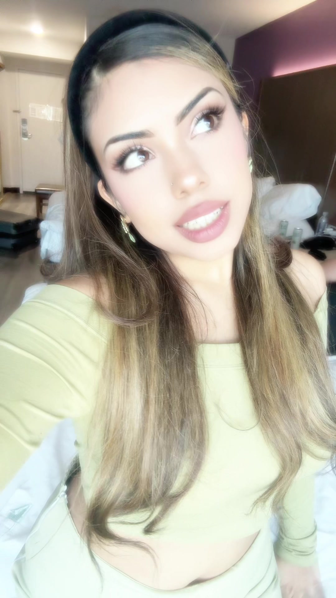 @makeuplikejuls