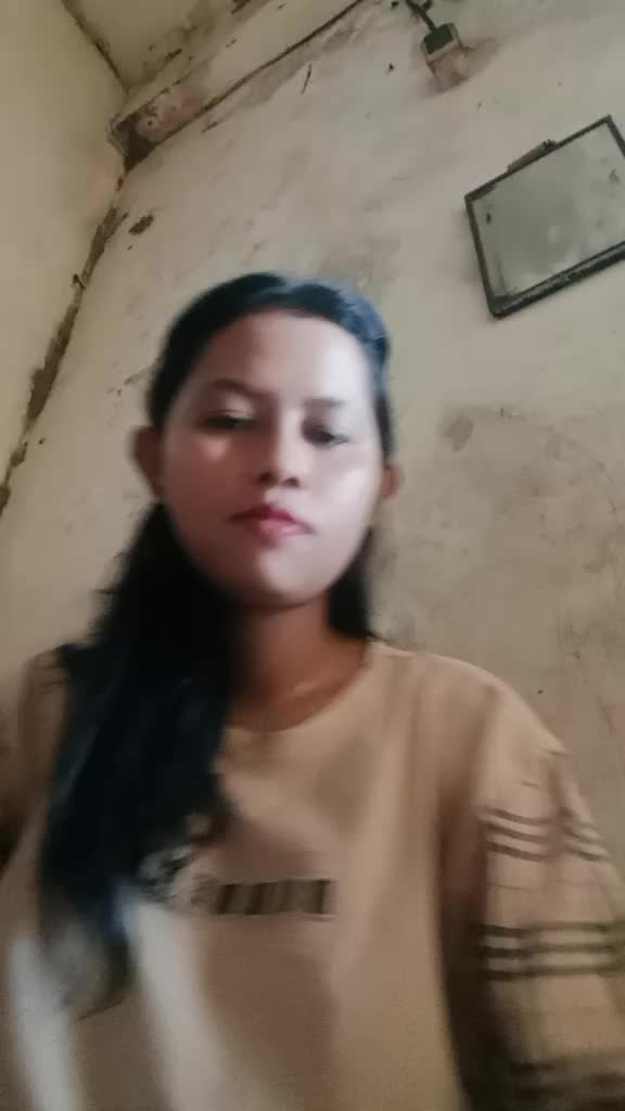 @Aniee