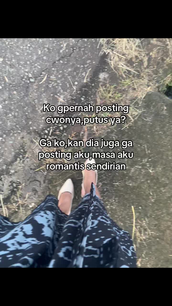 @🧜🏻♀️