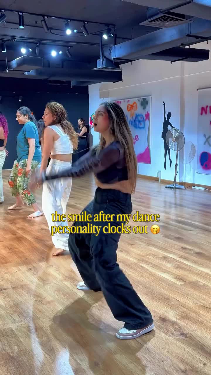 @CRAZY DANCING FACTORY💃🏿🕺