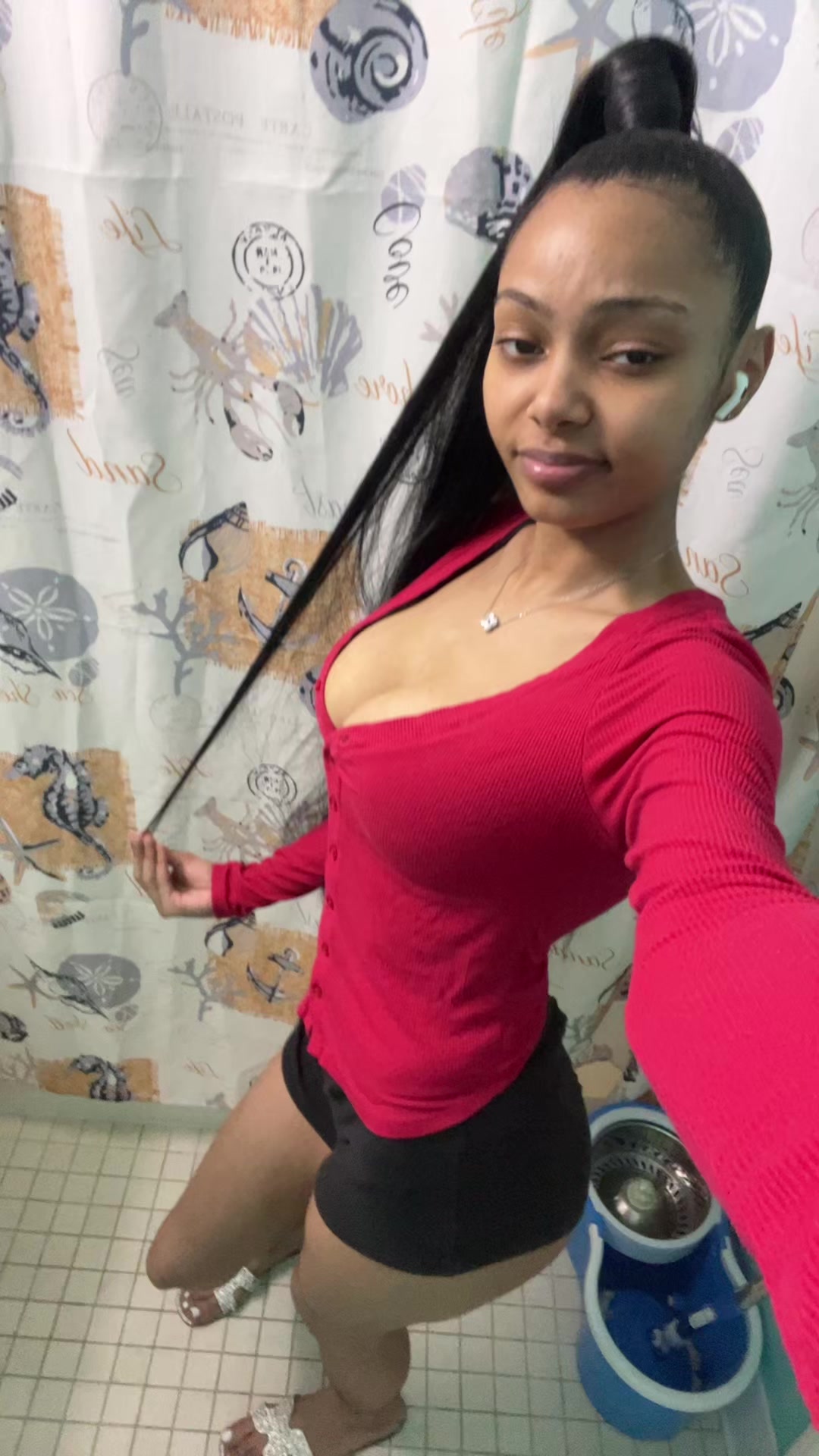 @️