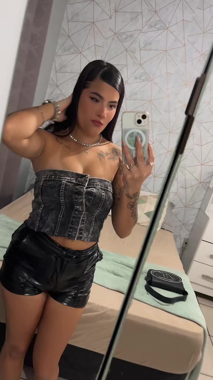 @015_camille