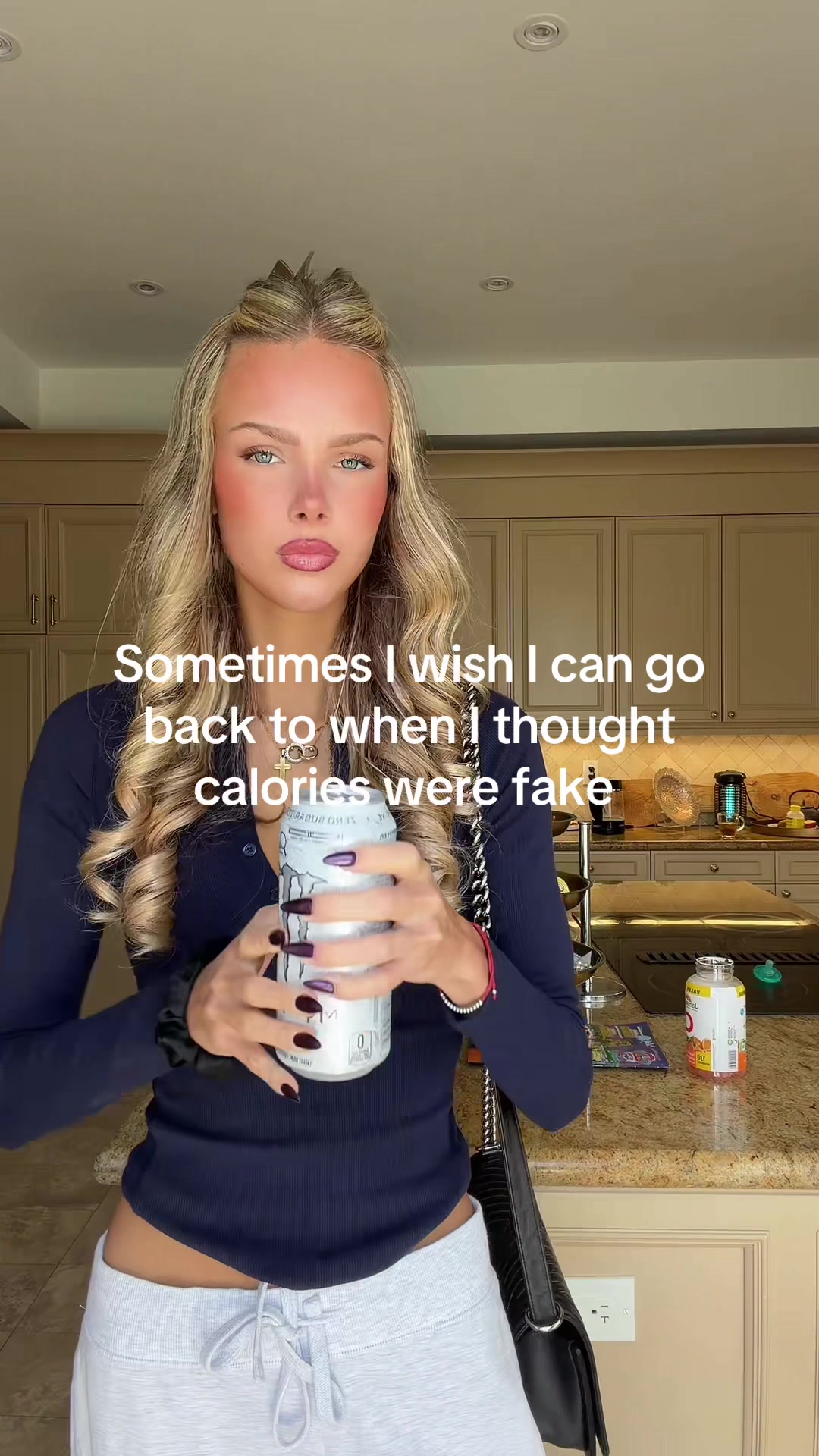 @blondeskinnylegend
