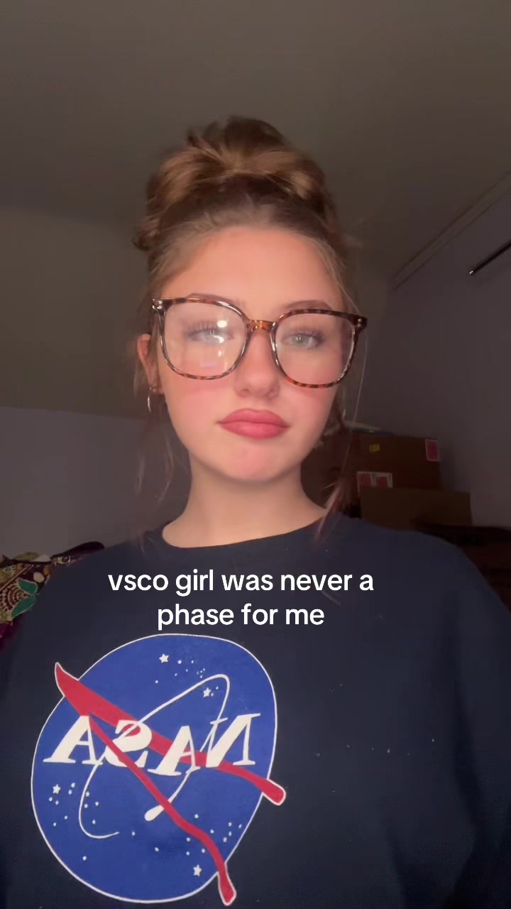 @eli0sm0m