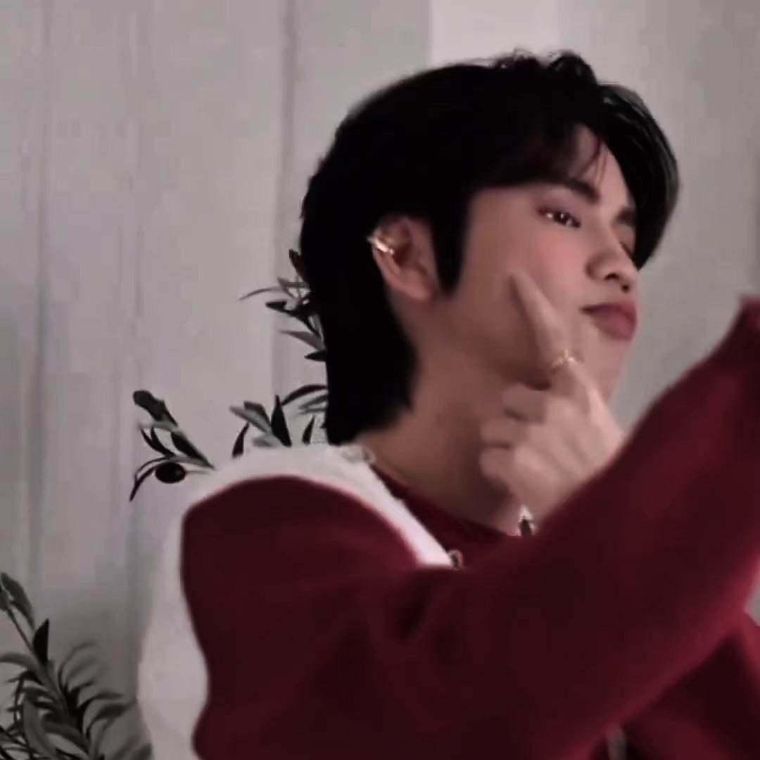 @𝘚𝘵𝘳𝘢𝘸𝘣𝘦𝘳𝘳𝘺🍓