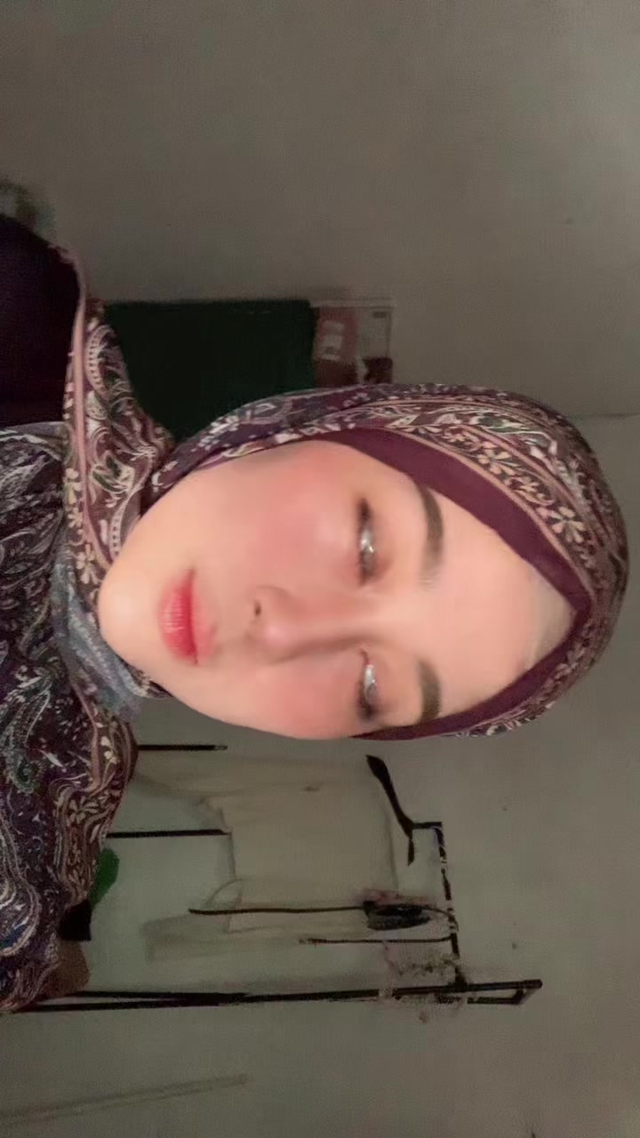 @Silvia Andrianiii