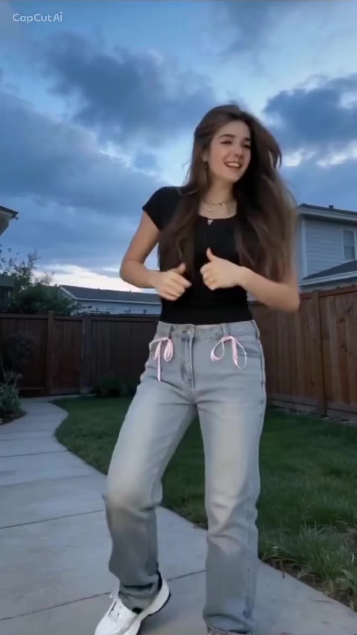 @Karolina Protsenko
